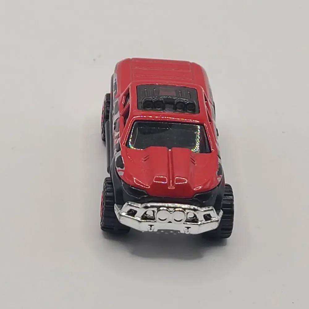 2013 HOT WHEELS OFF DUTY RED 1:64 DIECAST 3